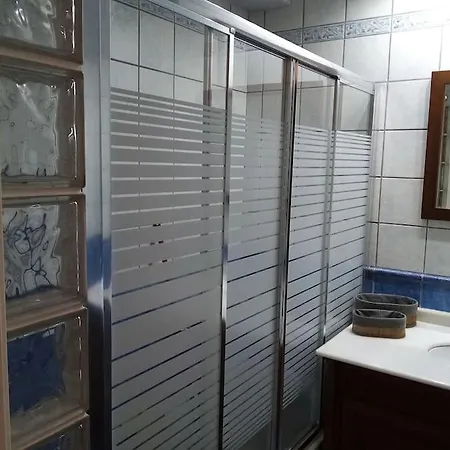 Appartement Τεσσαρι Στον Ναυτικο Ομιλο Χiου à Chios Town Extérieur photo