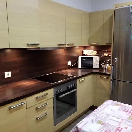 Appartement Τεσσαρι Στον Ναυτικο Ομιλο Χiου à Chios Town Extérieur photo