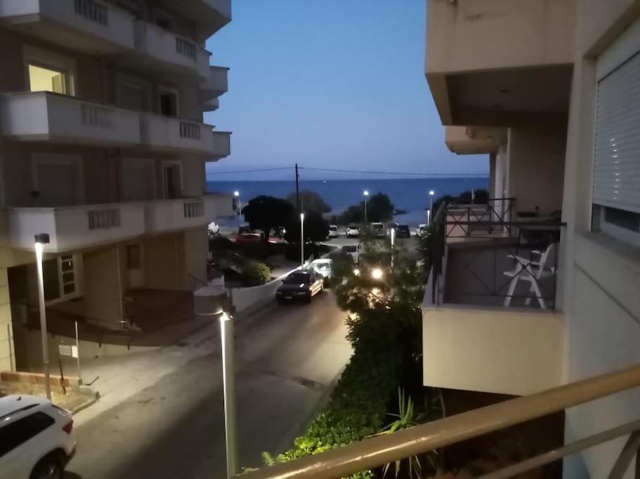 τεσσαρι στον ναυτικο ομιλο χiου
